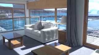 preview picture of video 'See inside Portavadie 5* holiday apartments in Scotland'