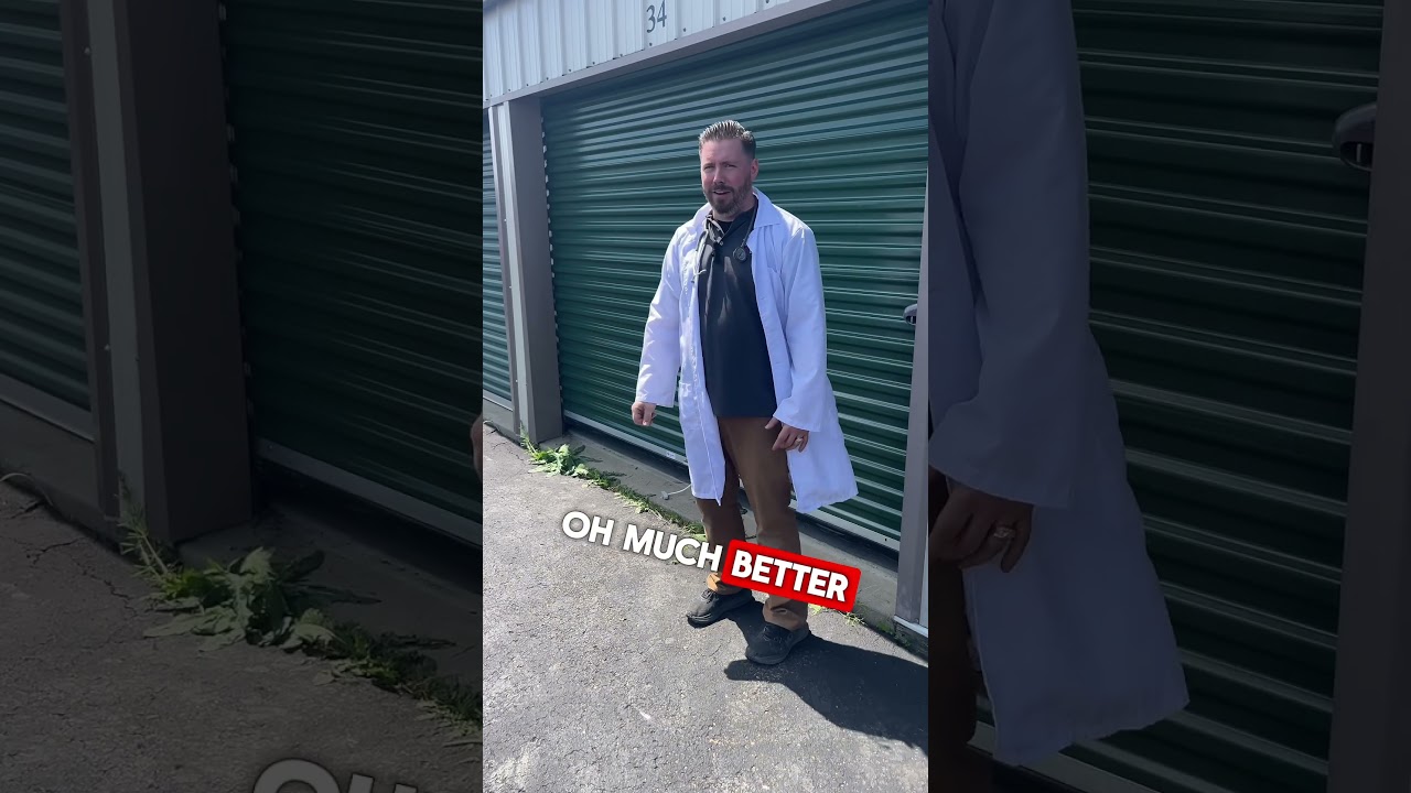 Somethings not right! #drdoor #funny #dadjokesforlife #fairfieldcounty #rollupdoor