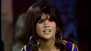 1969 - Linda Ronstadt on the Johnny Cash TV Show - &quot; I NEVER WILL MARRY &quot;