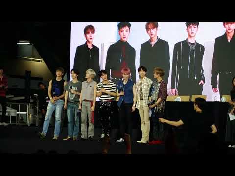 WayV Fansign in BKK 161219(1)
