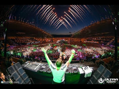 KAAZE vs Axwell /\ Ingrosso - Triplet vs Sun Is Shining (Hardwell Ultra Europe Mashup)