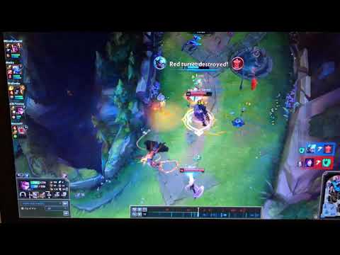 Vayne outplay vs Ahri