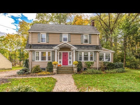10 Outlook Rd, Wakefield MA - for sale by Michael Barrett - Tel 781-910-3104