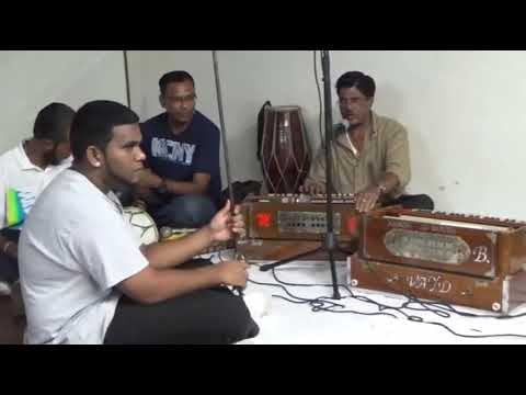 Moonilal Gildharie (Kabir Bhajan)