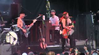 Brandi Carlile &quot;The Stranger at My Door&quot; at Hinterland Festival 2015