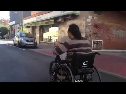 2013 - GUSTAVO PRUEBA POR PRIMERA VEZ UN BATEC ELÉCTRICO TETRA  - www.batec-mobility.com