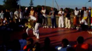 preview picture of video 'Evora 2005 Roda 2 - England School of Capoeira'