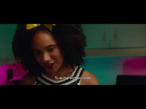 KNIVES AND SKIN - Bande Annonce [VOST]