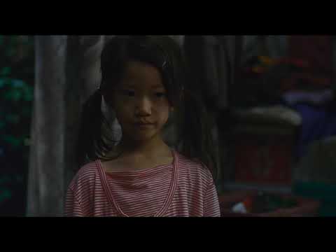 Shoplifters (Clip 'Yuri on TV')