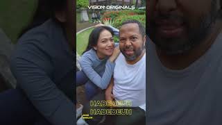 Download lagu Someone is already lurking from a distance 😂 #shorts mp3