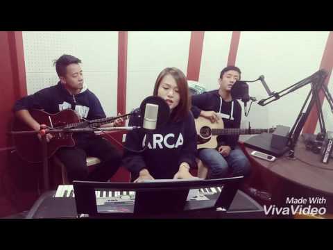 Sophia Lama Dewan - 'Prashastai'