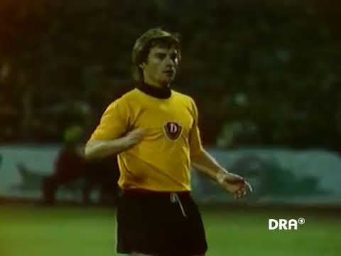 Dynamo Dresden vs VfB Stuttgart 1979 - 1980