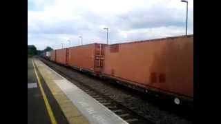 preview picture of video 'Freightliner 70001 'Powerhaul' Passes Tamworth 4O55 10/07/14'