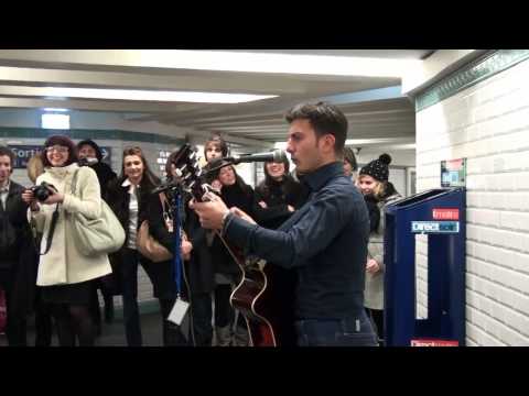 Youri en metro de Paris