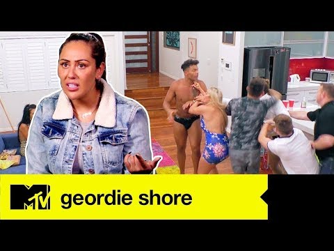 download lagu mp3 mp4 Geordie Shore Live, download mp3 Geordie Shore Live free downloadn, video klip Geordie Shore Live
