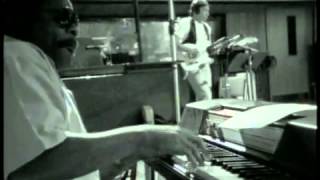 Al Greene &amp; Lyle Lovett - Funny How Time Slips Away