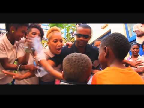 SANDRINHO Feat. JB - SUPER STAR  VIDEO OFICIAL