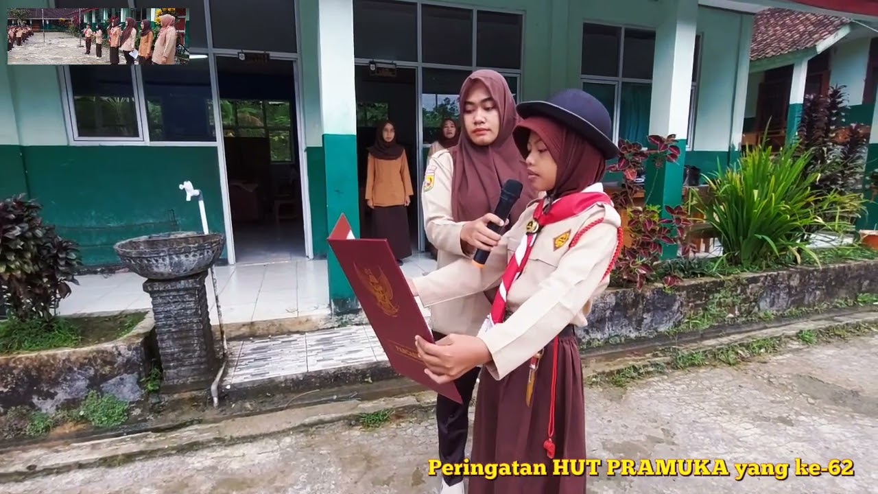 Upacara Memperingati Pramuka HUT ke 64 SDN Cigowong 01