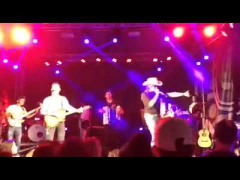 Lorenzo e Luan - show na cidade de BILAC / SP