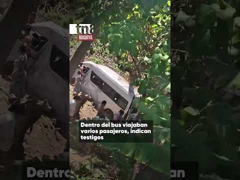 Grave accidente en La Concepción: bus interlocal cae a un abismo y deja varios lesionados