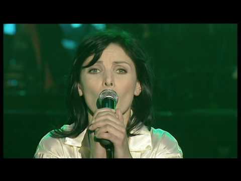 Agnieszka Dygant i Formacja Chłopięca LEGITYMACJE - Robbie Loe d'Amour