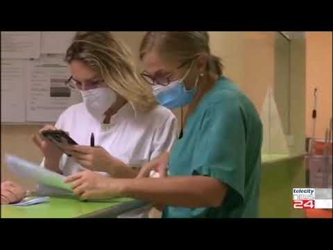 20/04/2022 - Infermieri nuovamente in piazza per i contratti lavorativi