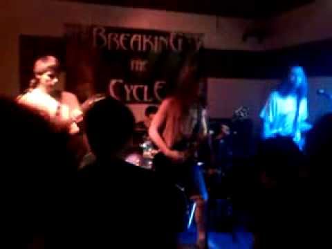 Breaking the Cycle-Fix my Brain @Exit Music bar