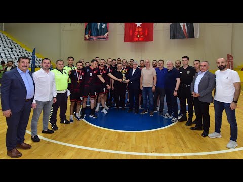 Kamu Spor Oyunları Voleybol Turnuvasının şampiyonu Emniyet oldu