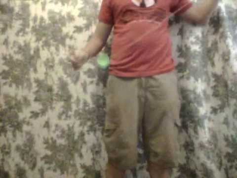 theory yoyo signature trick.