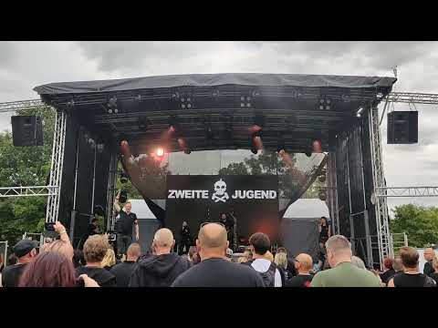 Zweite Jugend - Hoch die Tassen @ EASTSIDE-Festival /5. & 6. 7. 2024 / Halle (S.), Karlsbad