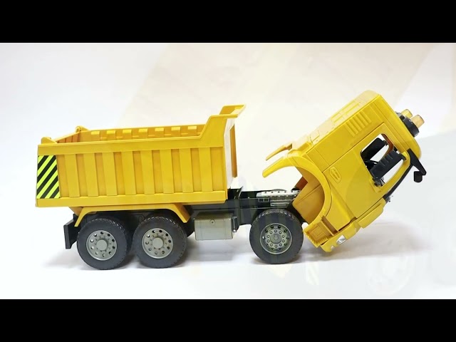 Грузовик Double E Heavy Industry световые звуковые эффекты оранжевый 1:20 - видео