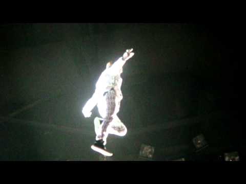 [HD+FANCAM] 100904 Yunho/U-Know & Changmin/Max (DBSK) - Opening Of Medley @ SMTOWN LIVE 2010 IN LA