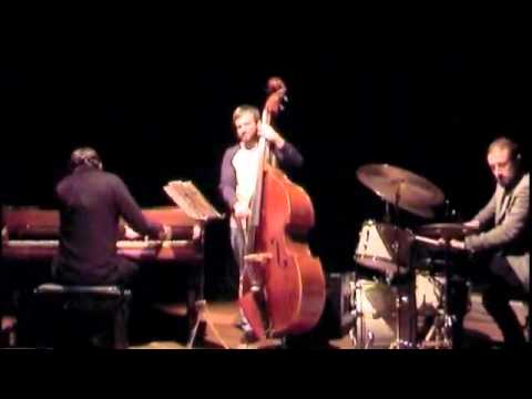 Roberto Tarenzi Trio - Easy Living-