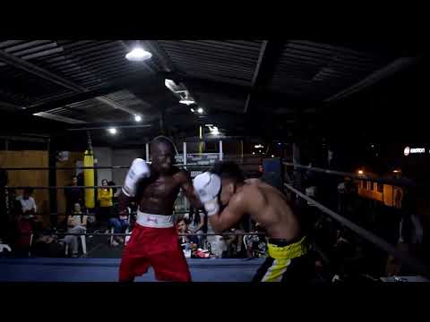 Mickael Diaz (Pasto) vs Hanner Sinisterra - Goodfellas boxing - Cali