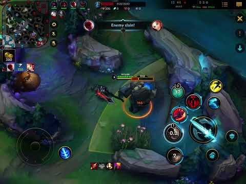 Crit Aatrox is a BIT broken in URF