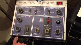 Video thumbnail for Mu-Tron Bi-Phase by hiwattbob
