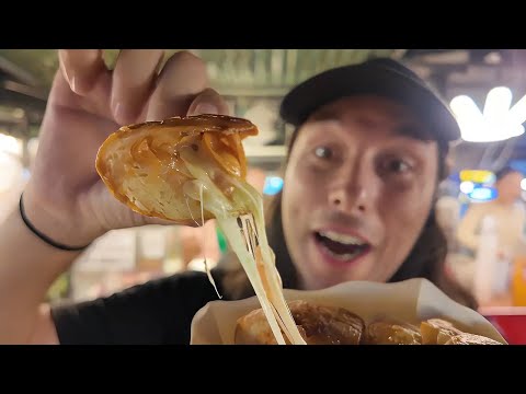 $1 Laos Street Food 🇱🇦 (Sihom Night Market)