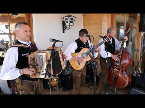 Ensemble Osttirol  -  Von Osttirol nach Oberkrain