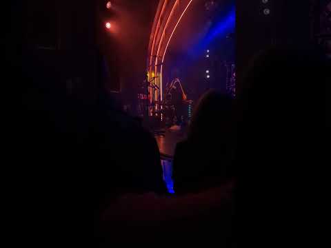 Big Yuki absolutely SHREDS solo during José James' show.