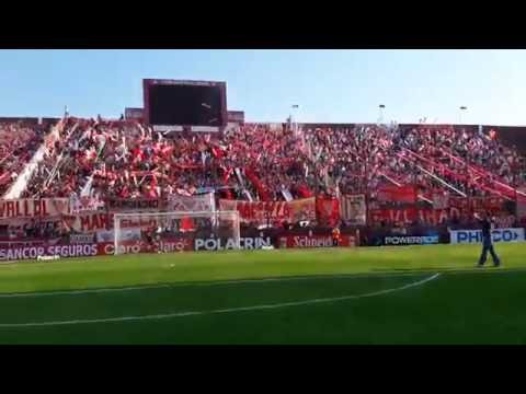 "La hinchada de Los Andes frente a Estudiantes de La Plata" Barra: La Banda Descontrolada • Club: Los Andes