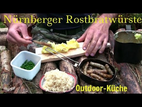 NUERNBERGER ROSTBRATWUERSTE MIT SAUERKRAUT UND KARTOFFELBREI