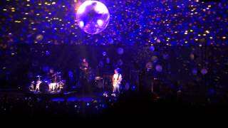 The Black Keys - Everlasting Light - Live at Staples Center, Los Angeles - October 5, 2012