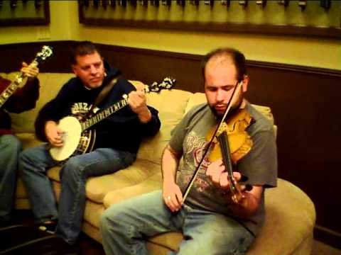 III Tyme Out  performs Fireball Mail at Sullivan Banjo Co.
