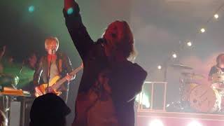 Switchfoot - we are one tonight, the shadow proves the sunshine, I Won't Let You Go