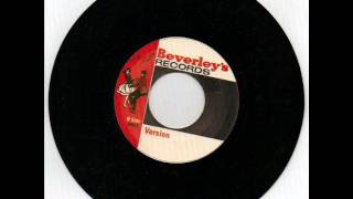 Version (Licking Stick) Desmond Dekker &amp; The Aces .wmv