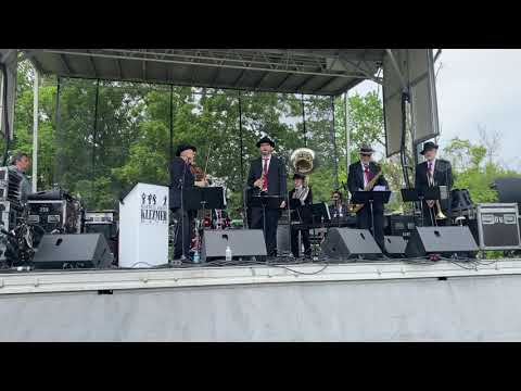 Galitzianer vs Litvak, Pitchu Li, Rumania (Maxwell Street Klezmer Band)