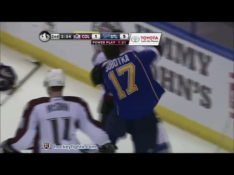 Matt Duchene vs Vladimir Sobotka Nov 14, 2013