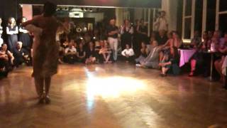 Sebastian Achaval y Roxana Suarez 4/4