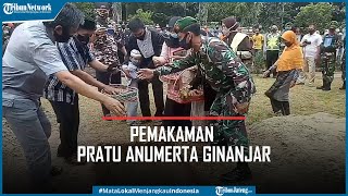 Download lagu Pemakaman Pratu Anumerta Ginanjar Prajurit TNI yang Gugur Tertembak di Papua mp3