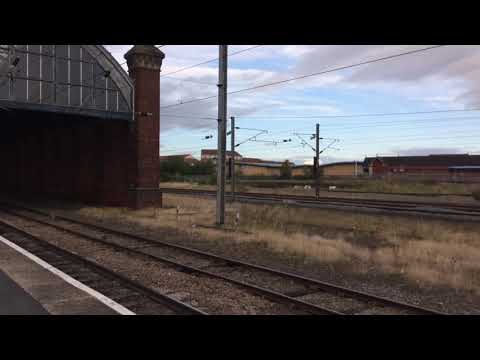 57316+57315 passing Darlington working the 1Z49 Carlisle to Bedford